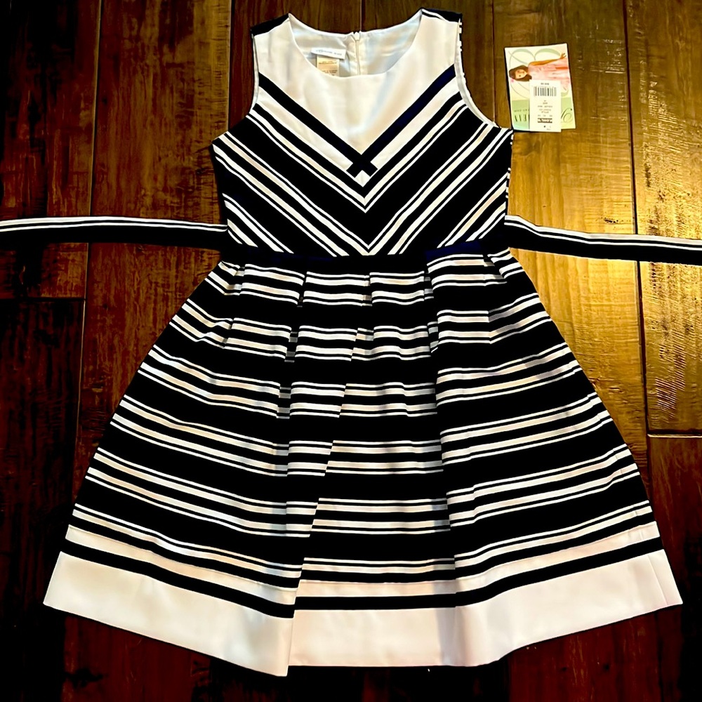 Cute Bonnie Jean dress, never worn, tags still attached.